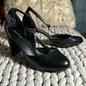 Unique vintage pin up shoes size 10/41